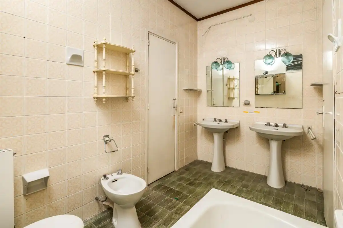 Baño de Piso en venta en Barcelona con Calefacción