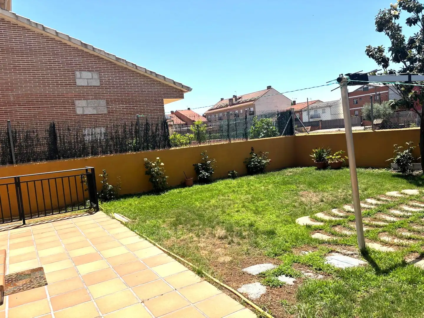 Jardí de Casa o xalet en venda en Humanes de Madrid amb Calefacció, Jardí privat i Parquet