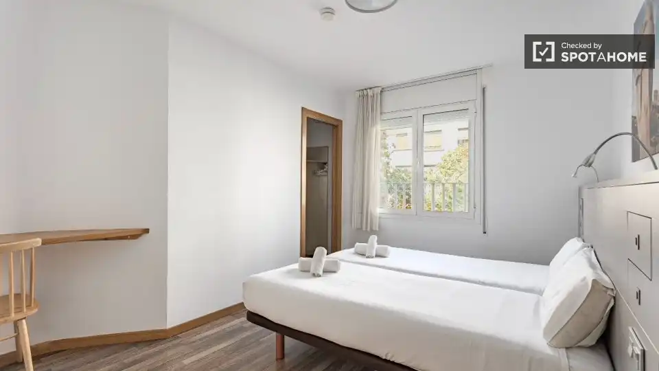Appartamento con terrazza in affitto a Eixample, imagen 15