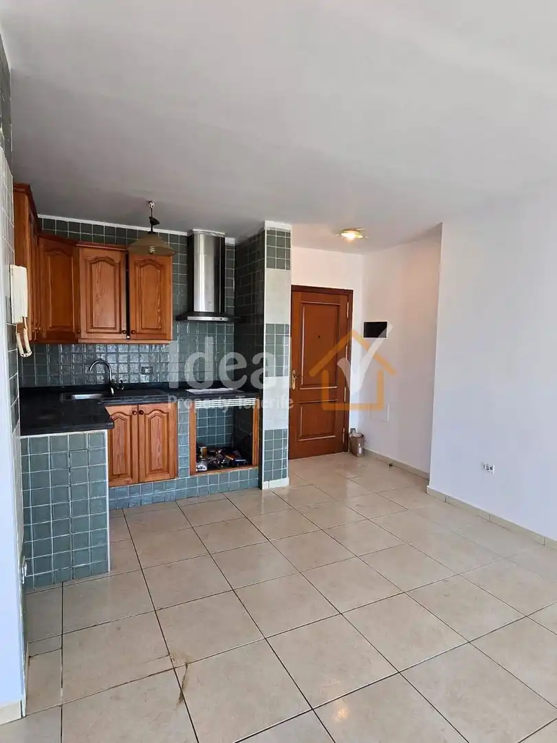 Küche von Dachboden zum Verkauf in Granadilla de Abona mit Terrasse