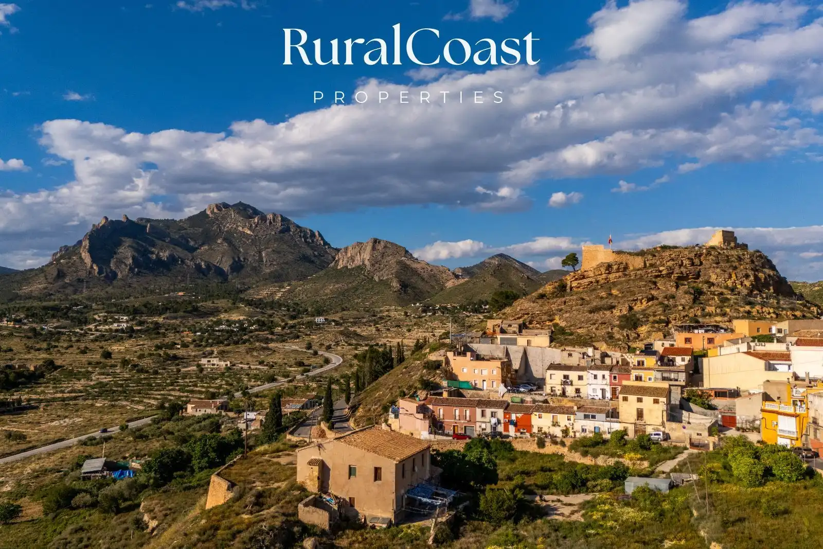 Vista exterior de Casa o xalet en venda en Busot amb Terrassa i Traster