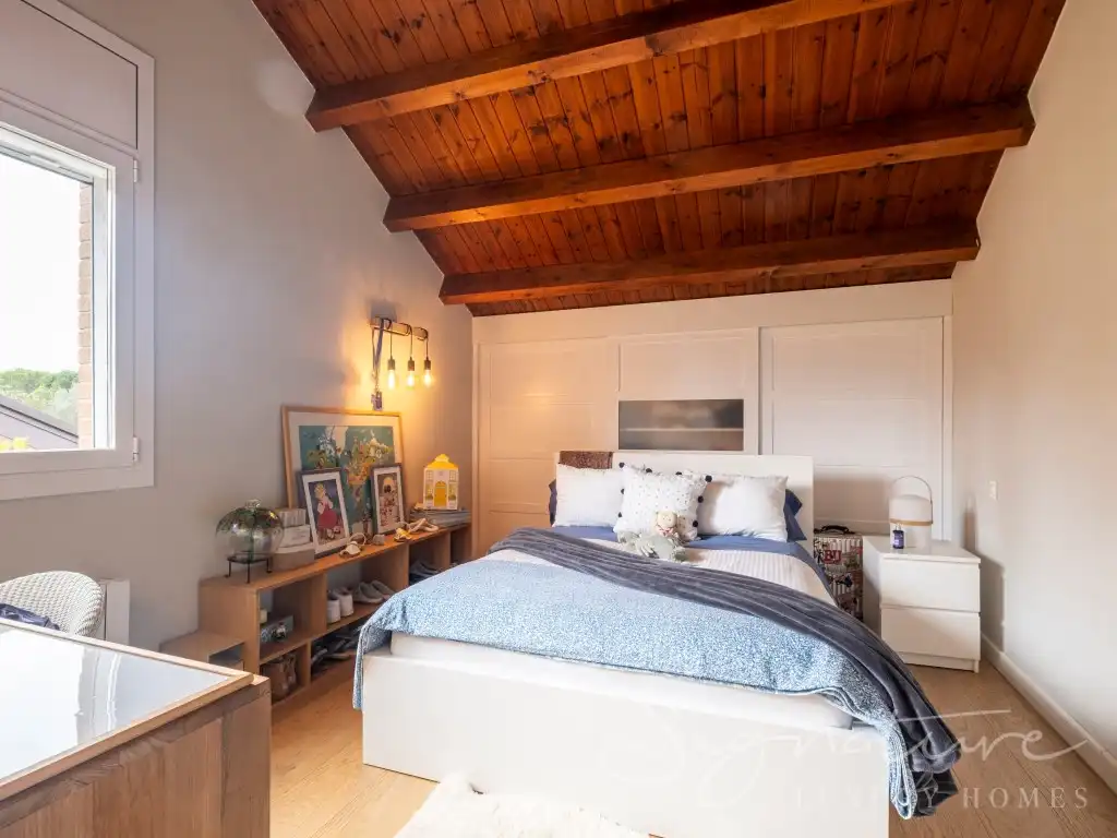 Dormitori de Casa o xalet de lloguer en Sant Cugat del Vallès amb Aire condicionat, Piscina i Moblat