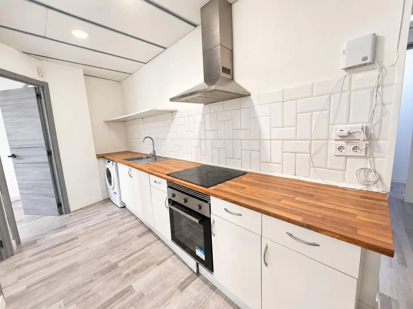 Küche von Wohnung zum Verkauf in Manresa mit Balkon