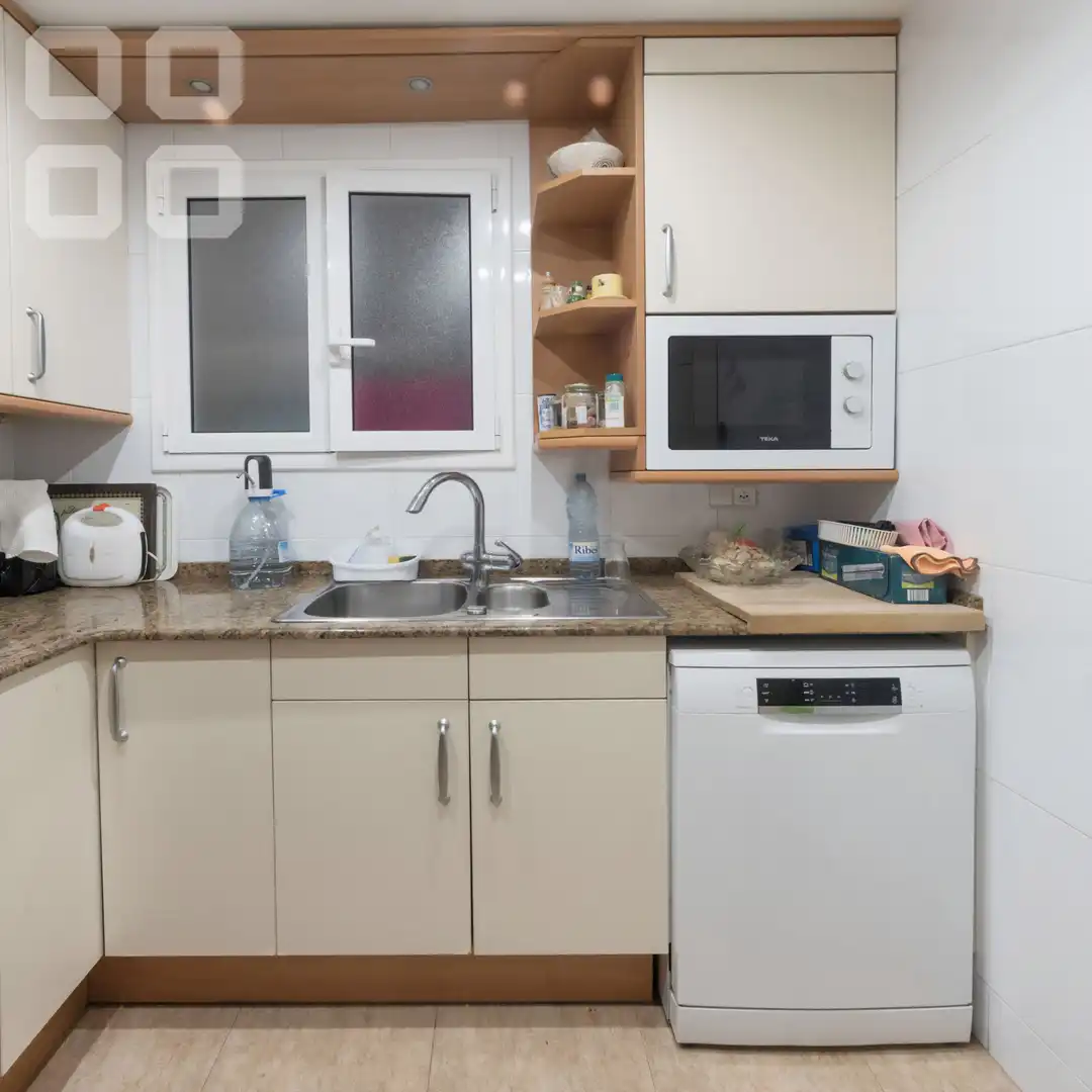 Cocina de Piso en venta en Barcelona con Aire acondicionado, Calefacción y Amueblado