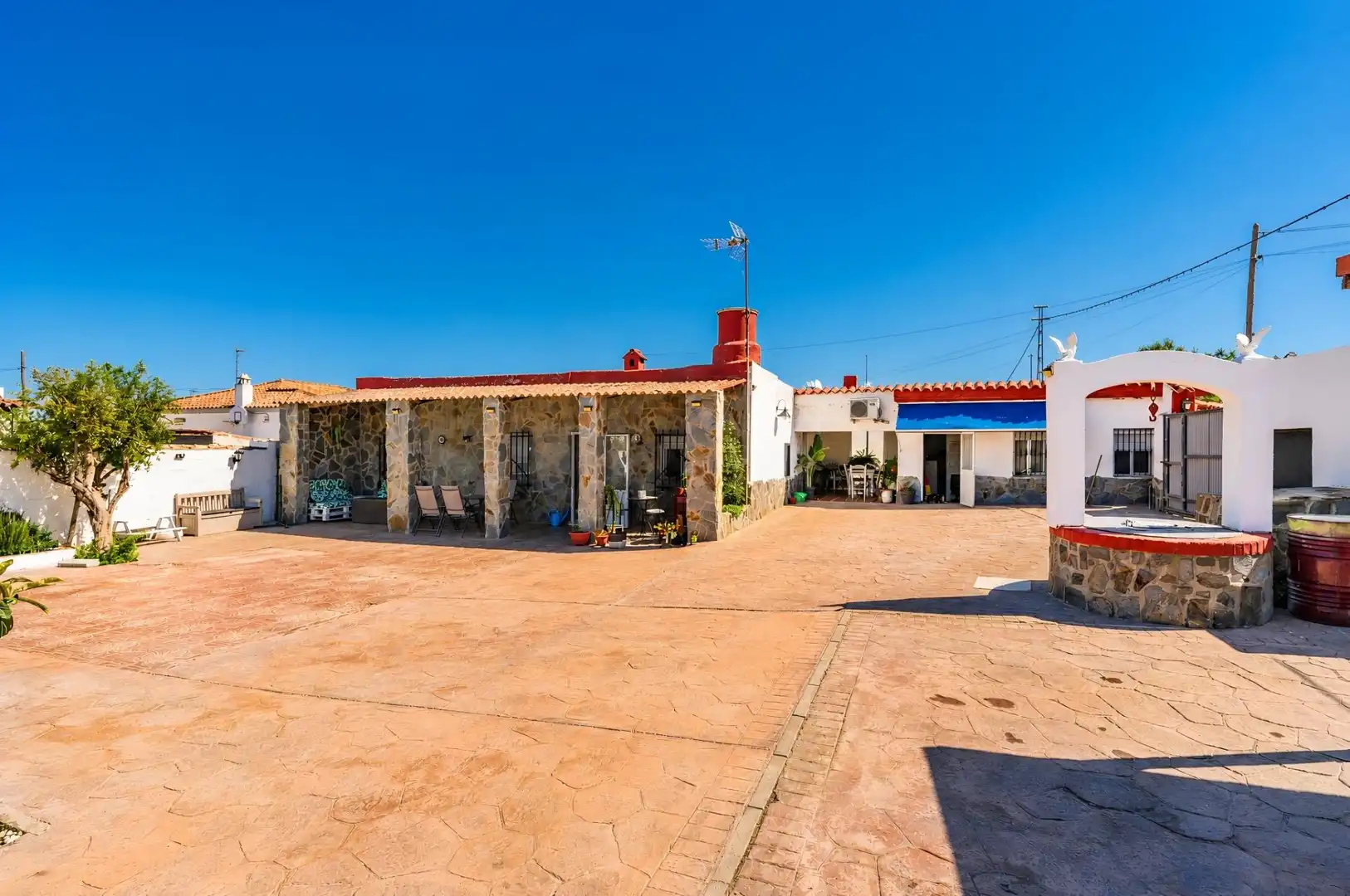 Casa o xalet en venda en Chiclana de la Frontera amb Aire condicionat, Jardí privat i Terrassa