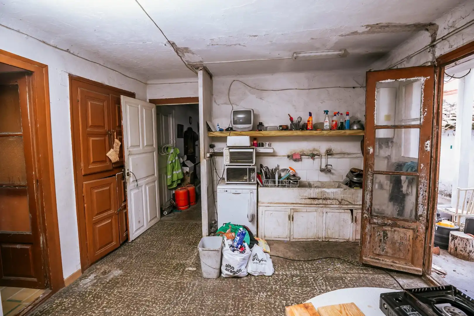 Cuina de Casa o xalet en venda en Ayerbe amb Moblat i Balcó