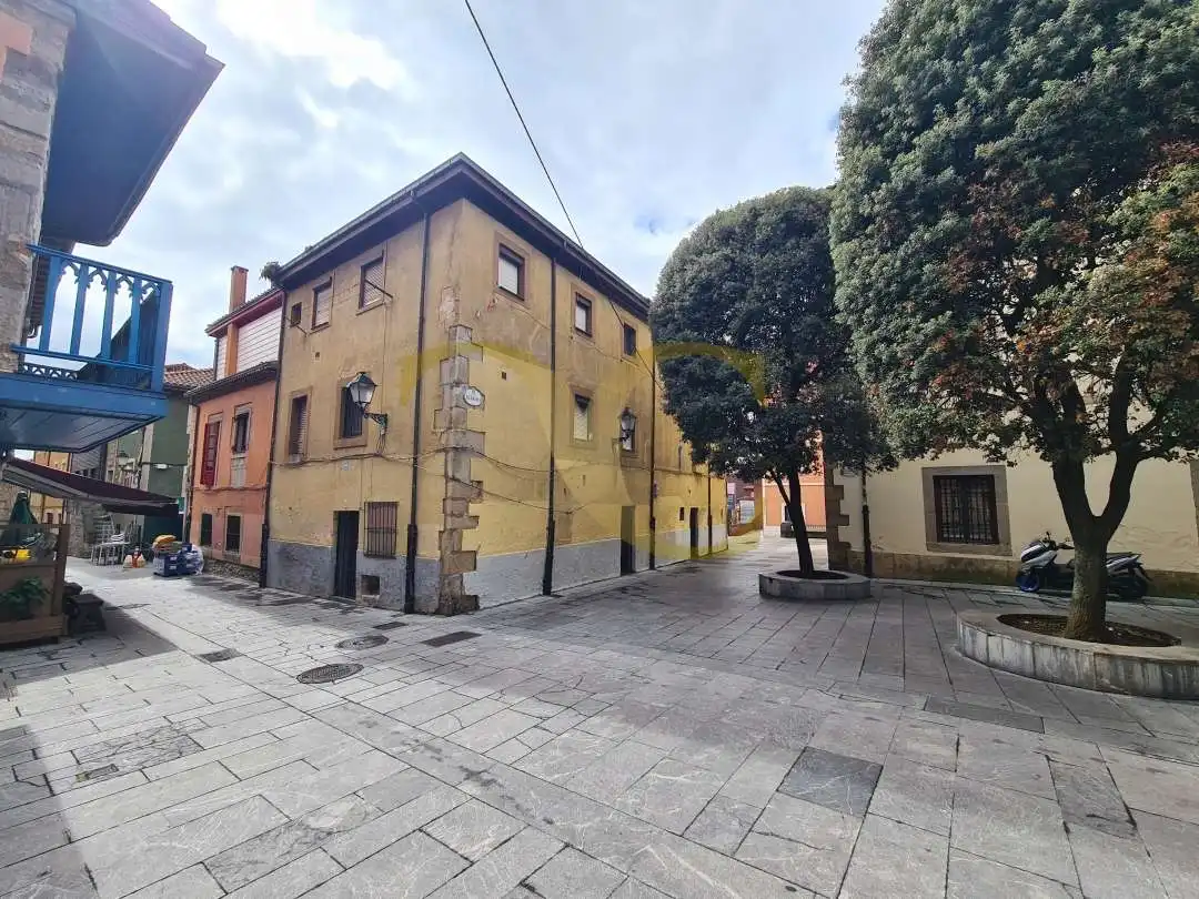 Vista exterior de Edificio en venta en Gijón 