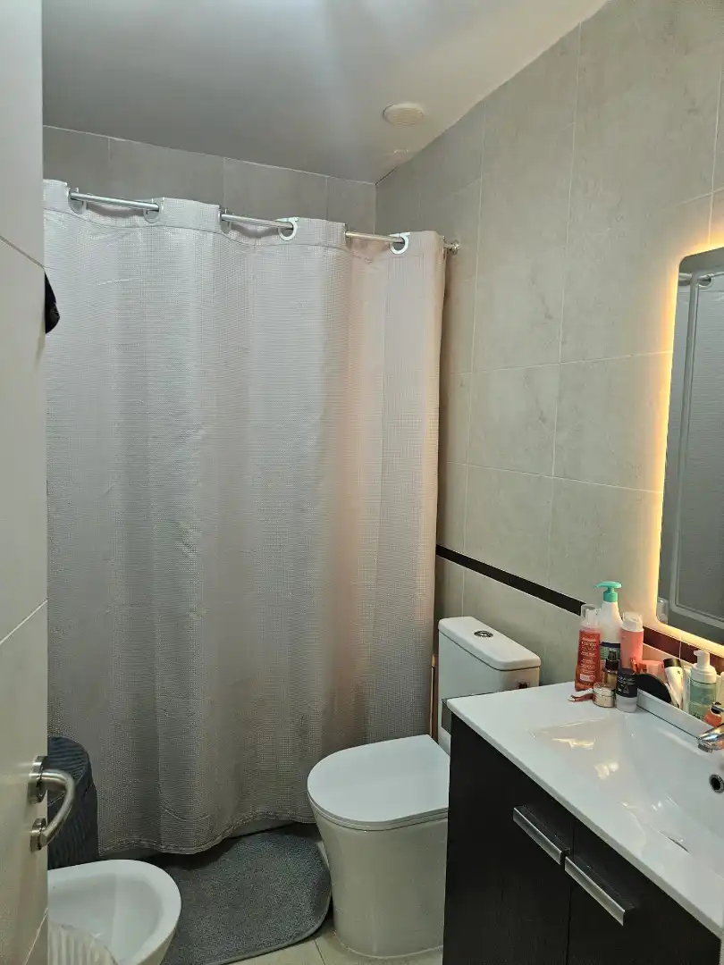 Baño de Piso en venta en Roquetas de Mar con Amueblado