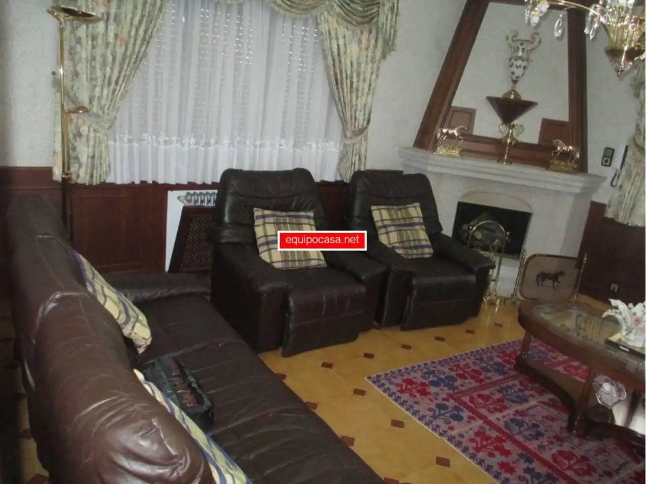 Sala d'estar de Casa o xalet en venda en Lugo amb Calefacció, Jardí privat i Parquet