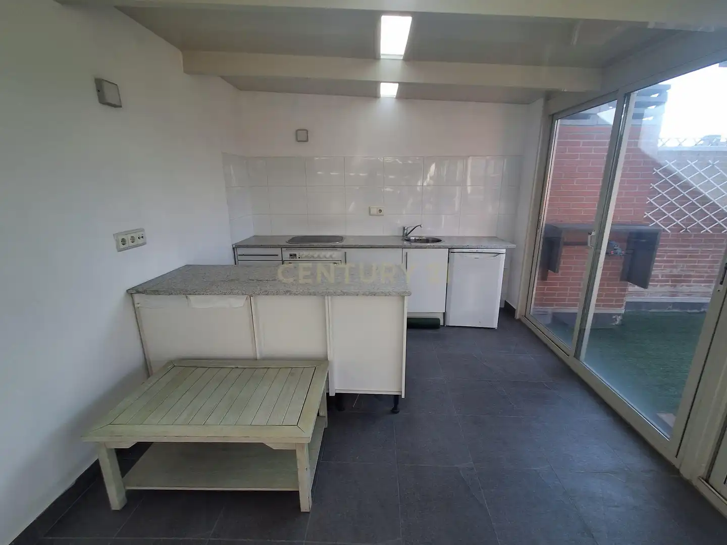 Cuina de Dúplex de lloguer en Pozuelo de Alarcón amb Aire condicionat, Forn i Rentadora