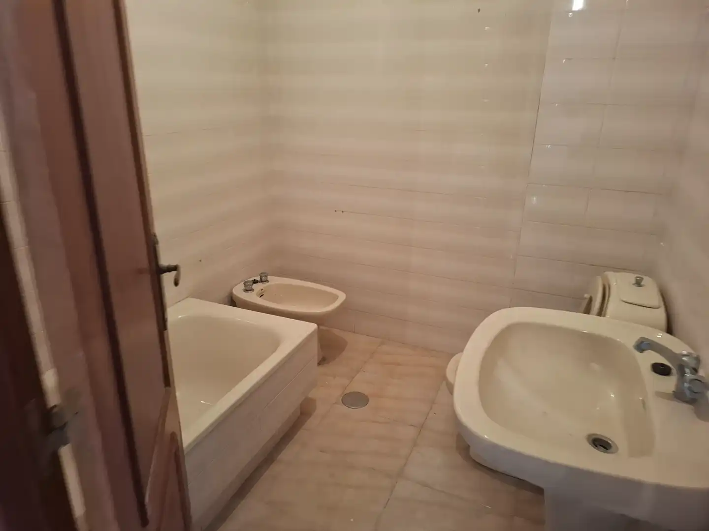 Baño de Piso en venta en Burela con Terraza y Trastero