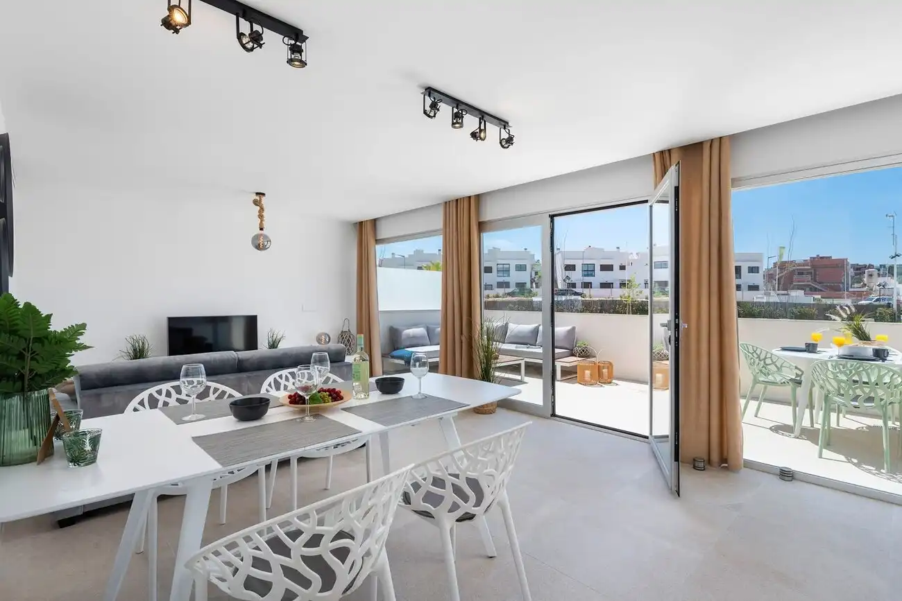 Apartamento en venta en Los Balcones - Los Altos, imagen 3