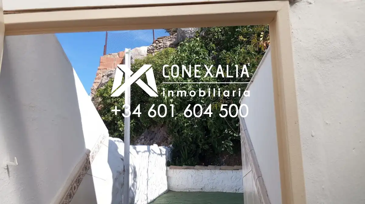 Vista exterior de Casa o chalet en venta en Olvera con Terraza y Balcón