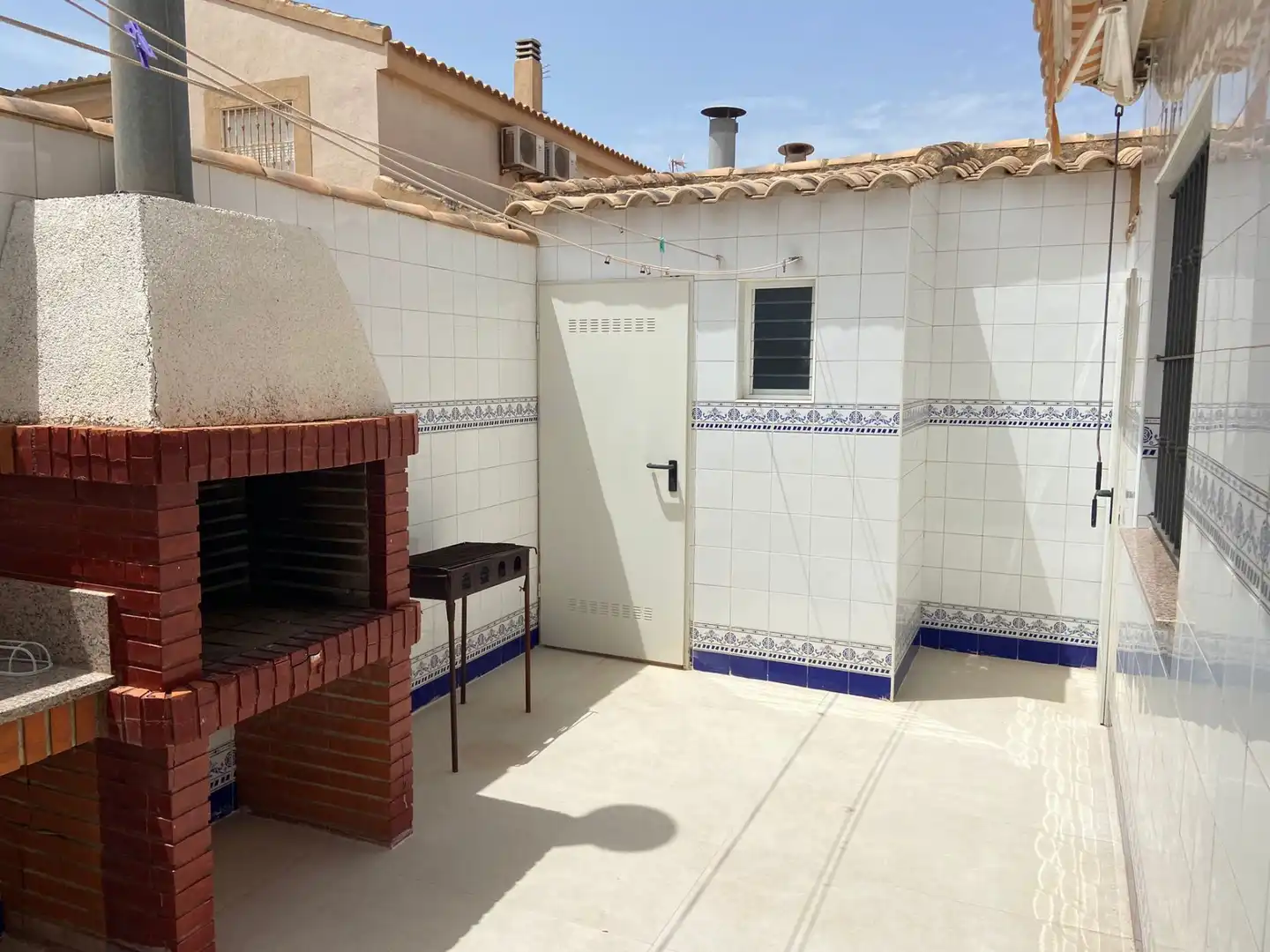 Terraza de Casa adosada de alquiler en Pilar de la Horadada con Aire acondicionado, Calefacción y Jardín privado