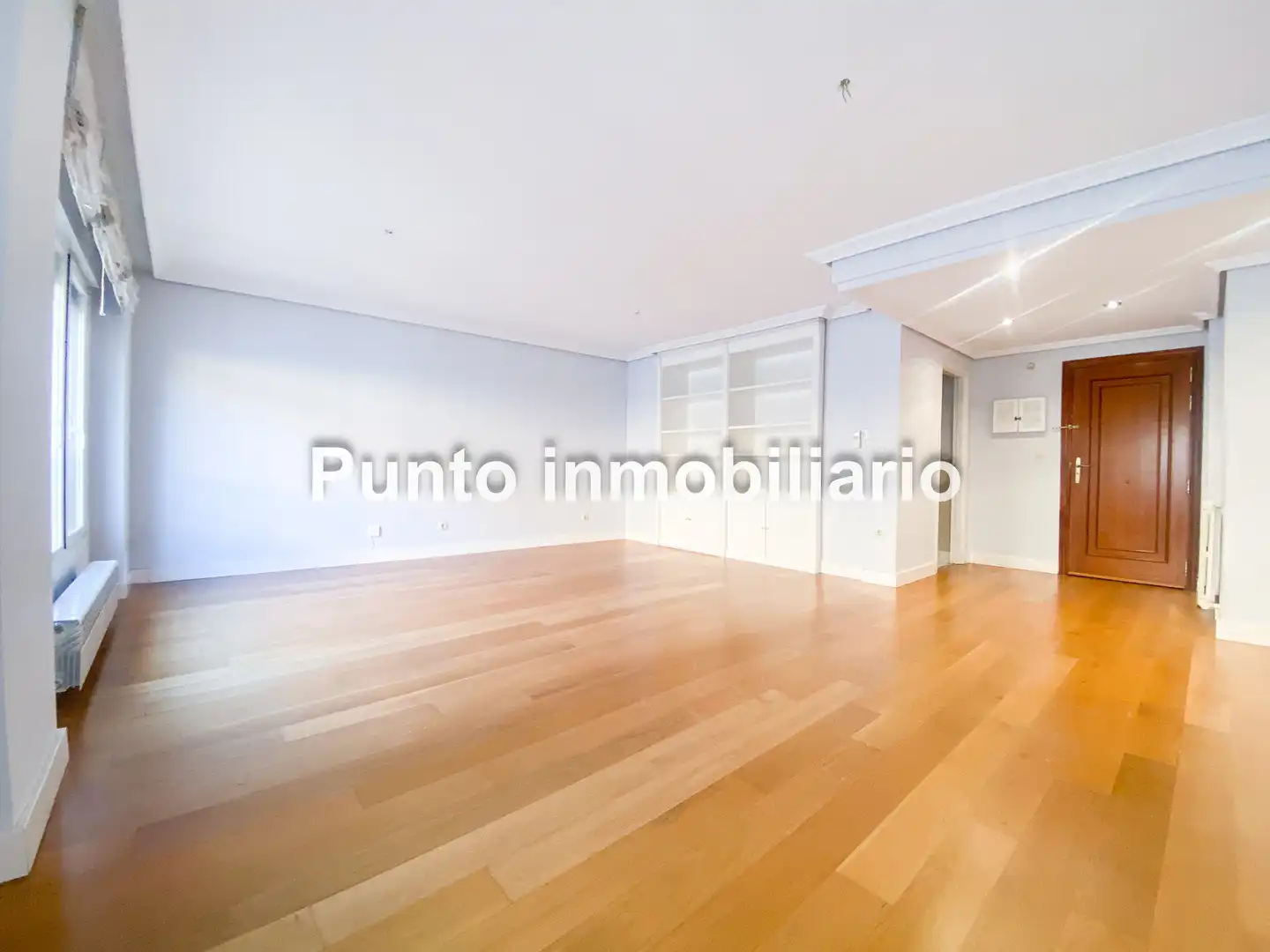 Sala de estar de Piso de alquiler en Valladolid con Aire acondicionado, Calefacción y Parquet