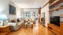 Living room of Flat to share in  Barcelona Capital  with Heating, Terrace and Balcony