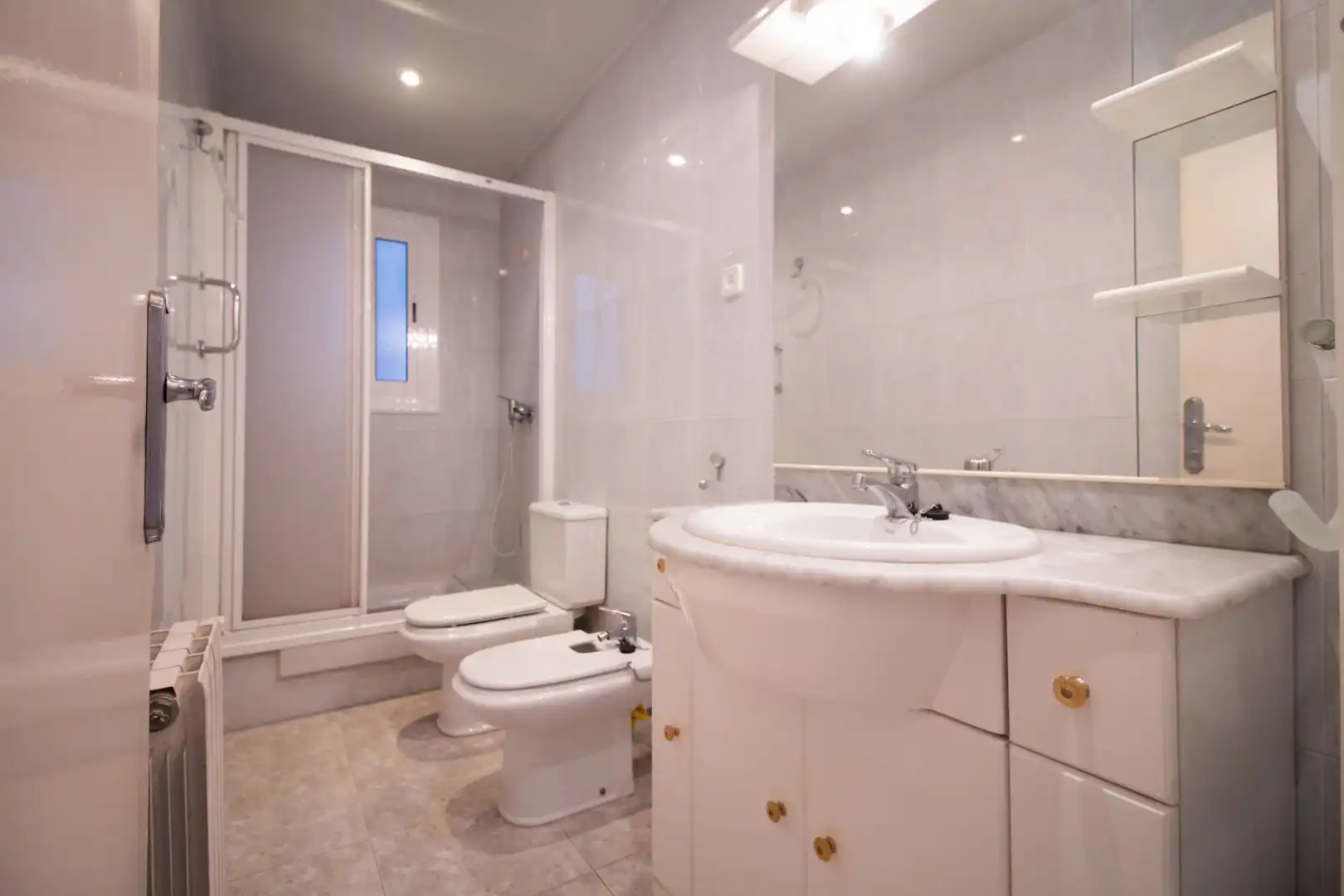 Baño de Piso en venta en Barcelona con Aire acondicionado, Calefacción y Balcón