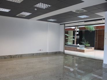 Oficina amb ascensor de lloguer a Torrellano