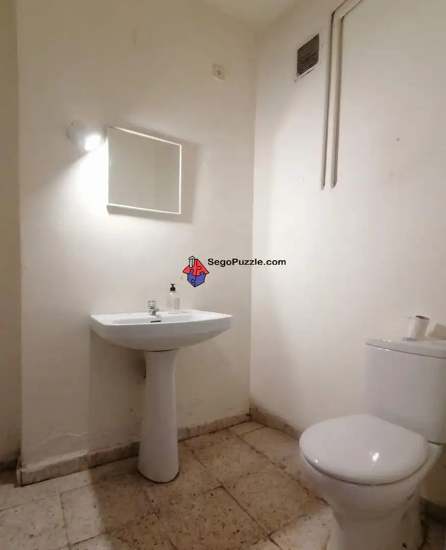 Badezimmer von Haus oder Chalet zum Verkauf in Roda de Eresma mit Klimaanlage, Heizung und Terrasse