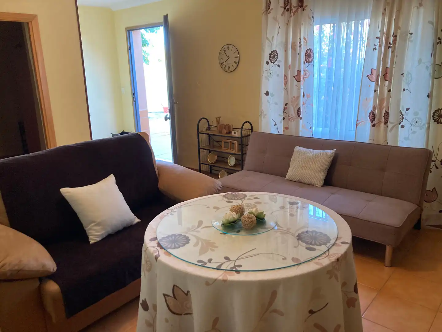 Sala de estar de Casa o chalet de alquiler en Los Barrios con Aire acondicionado, Jardín privado y Amueblado