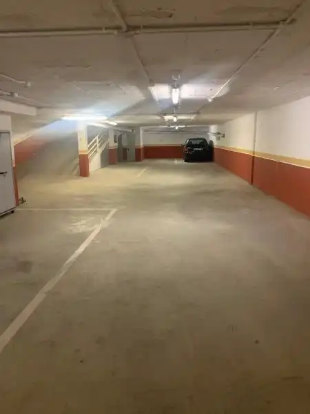 Parkplatz von Erdgeschoss zum Verkauf in L'Ampolla mit Klimaanlage, Heizung und Möbliert
