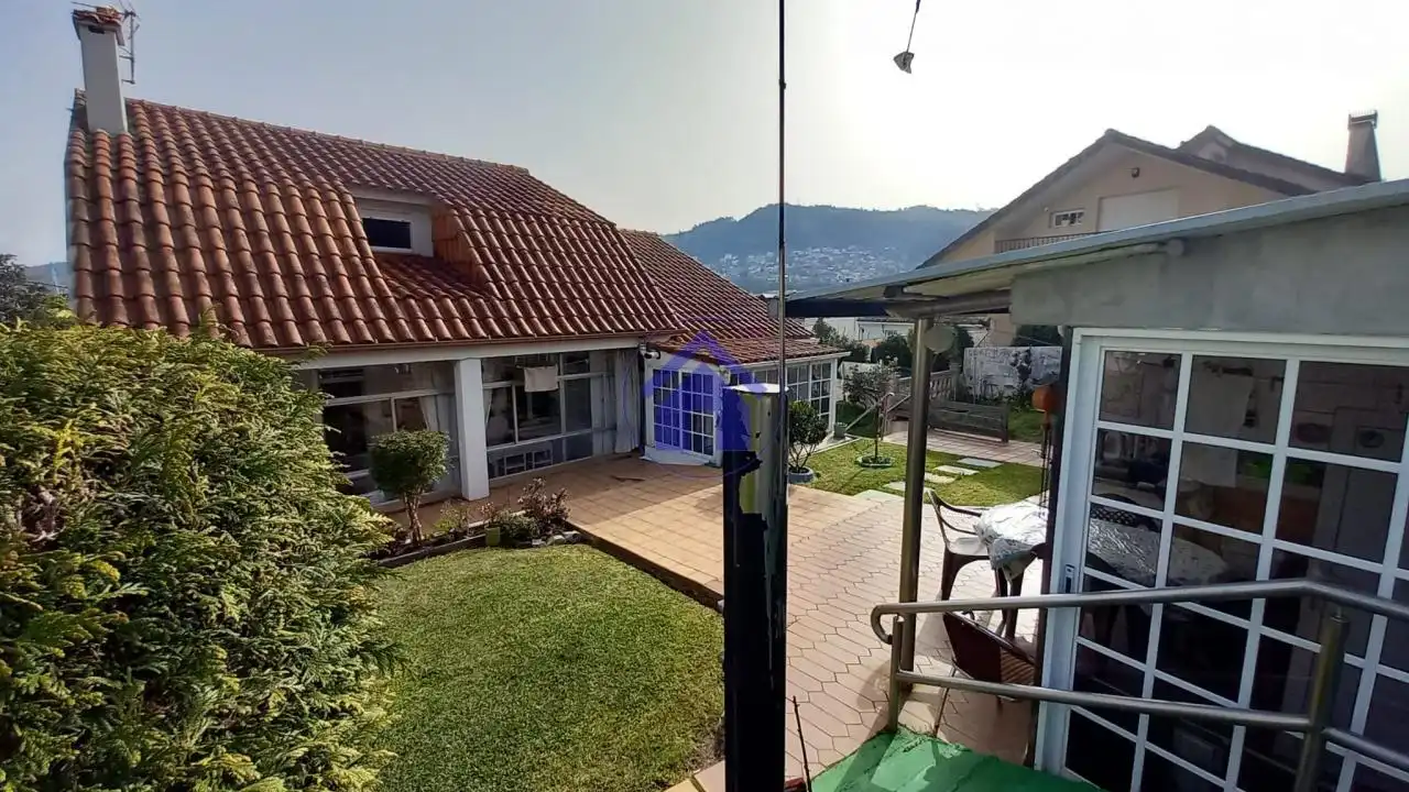 Terrace of Houses for sale in Vigo   with Heating, Private garden and Parquet flooring