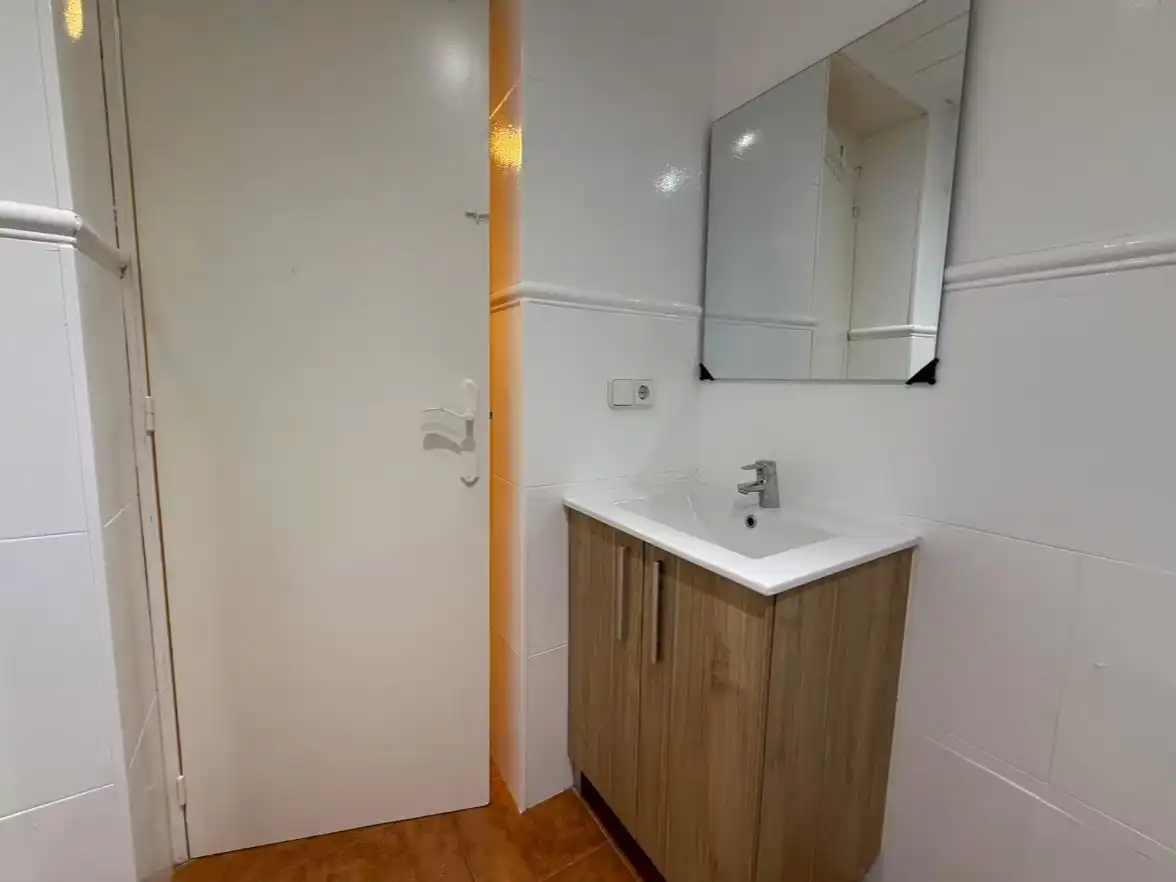 Badezimmer von Wohnung zur Miete in Ciutat Vella