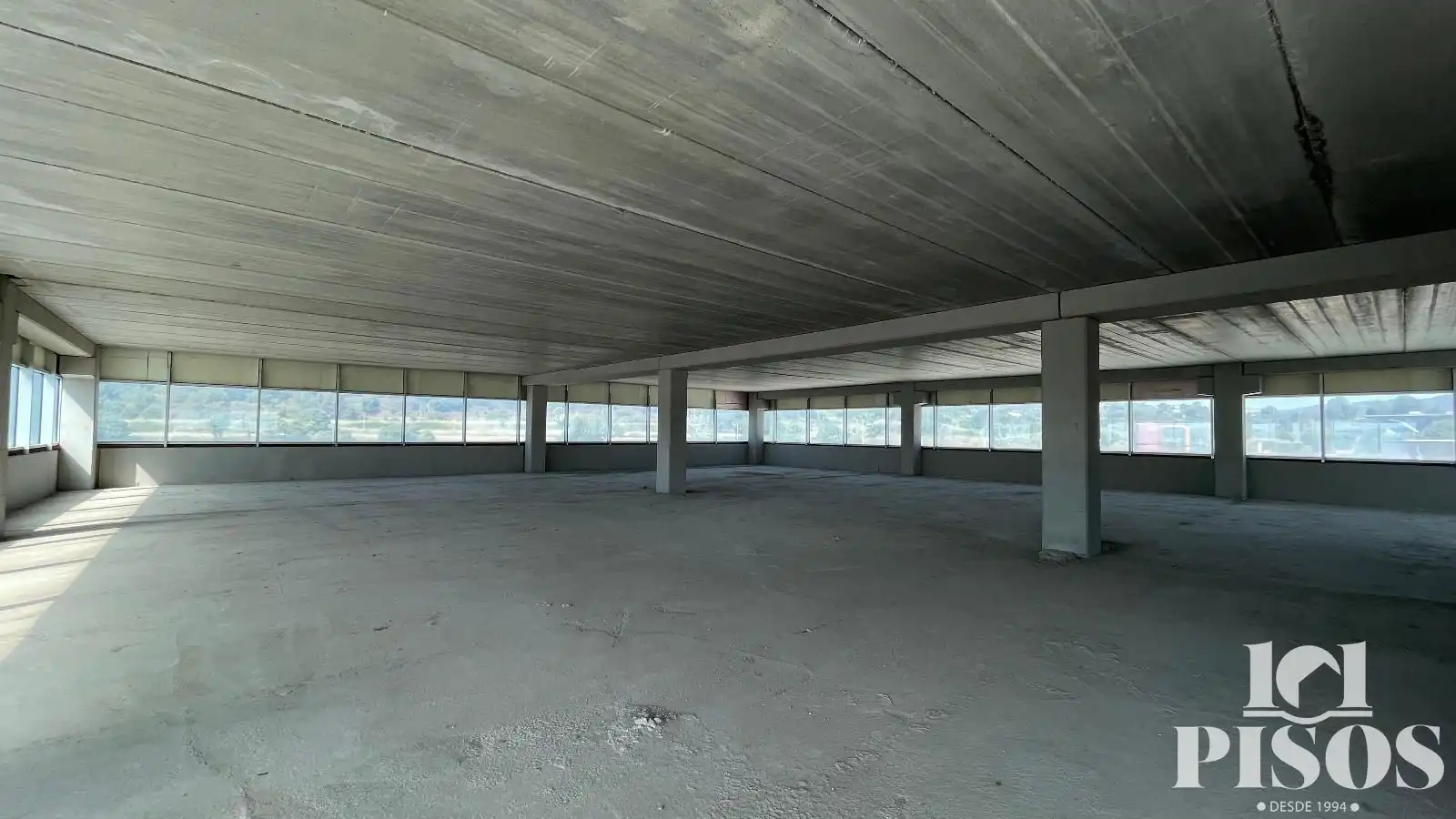 Oficina de alquiler en Terrassa con Terraza