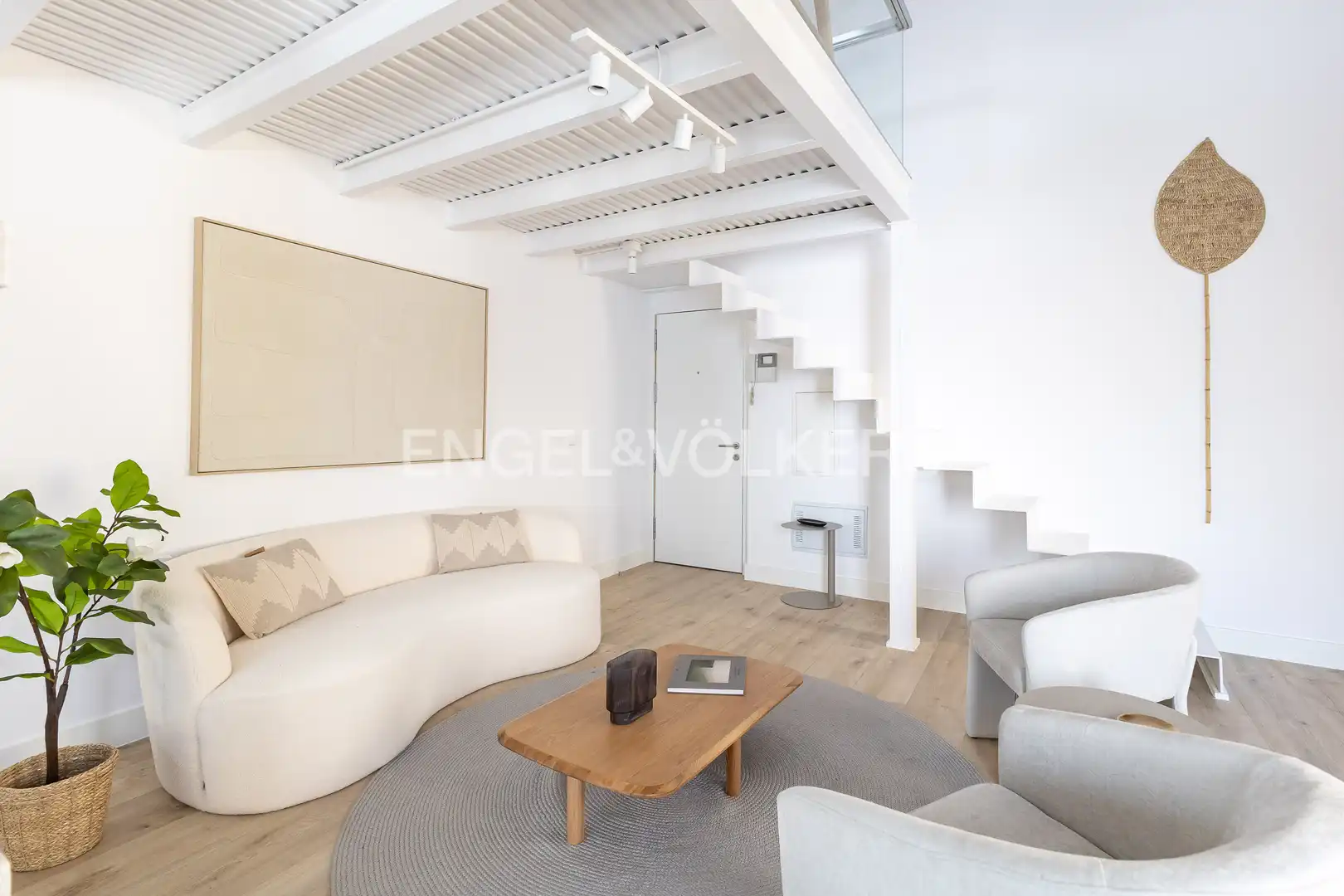 Living room of Attic for sale in Madrid  with Air Conditioner, Heating and Parquet flooring