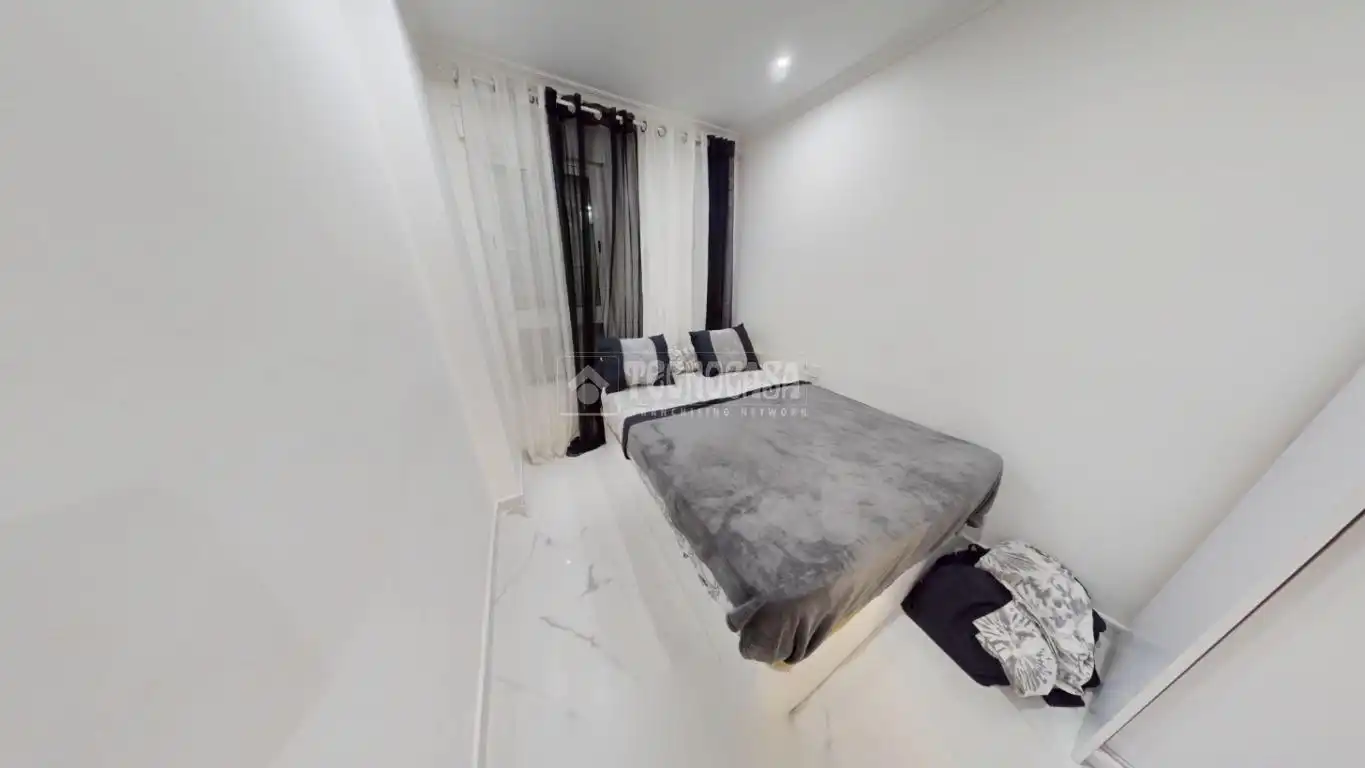Habitación de Piso en venta en Valencia con Aire acondicionado y Calefacción