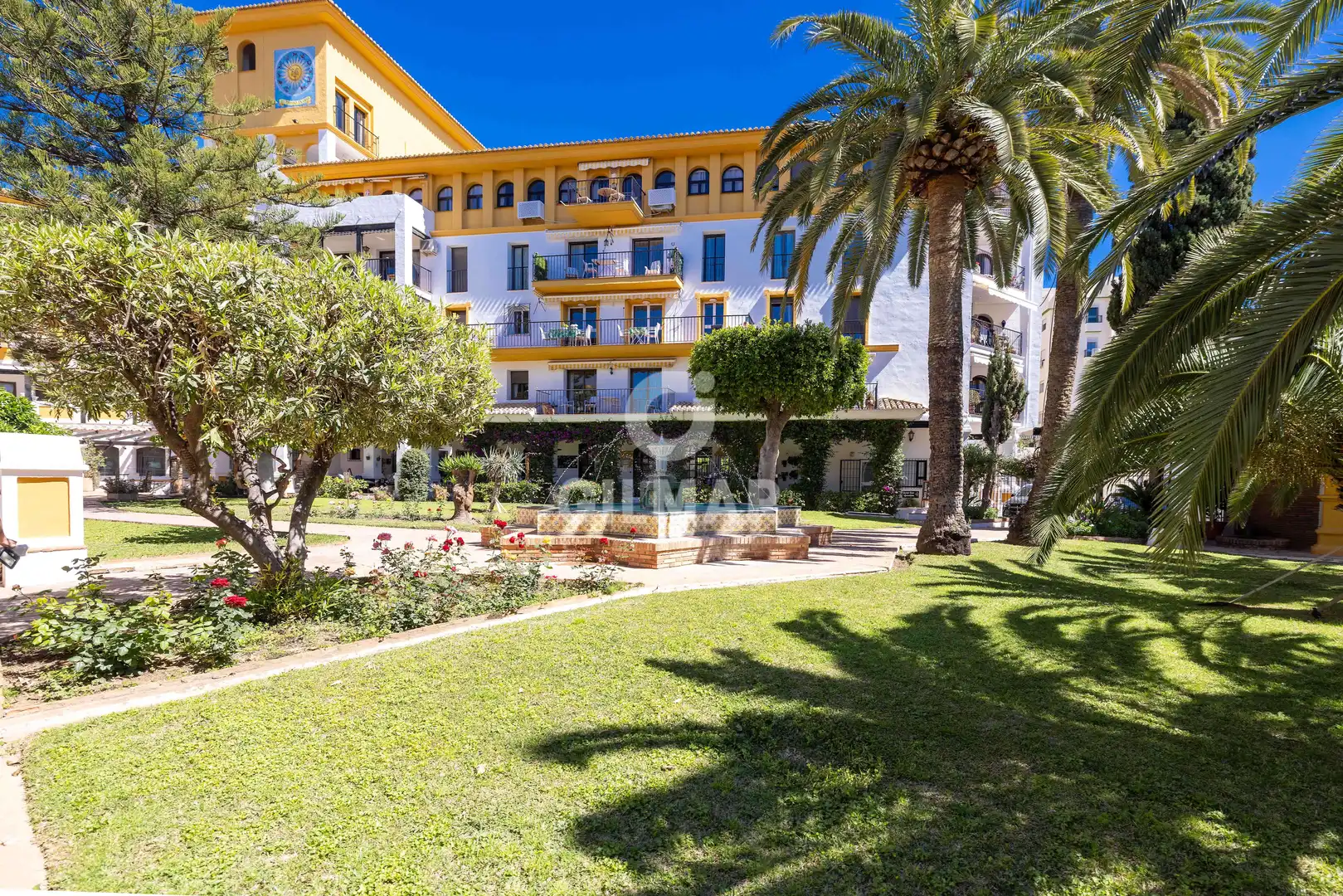 Exterior view of Flat for sale in Fuengirola  with Heating, Private garden and Swimming Pool