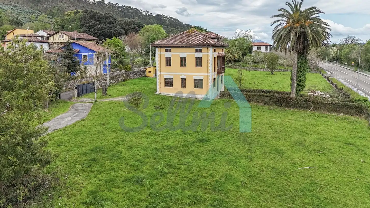 Casa o chalet en venta en Llanes con Calefacción, Jardín privado y Parquet