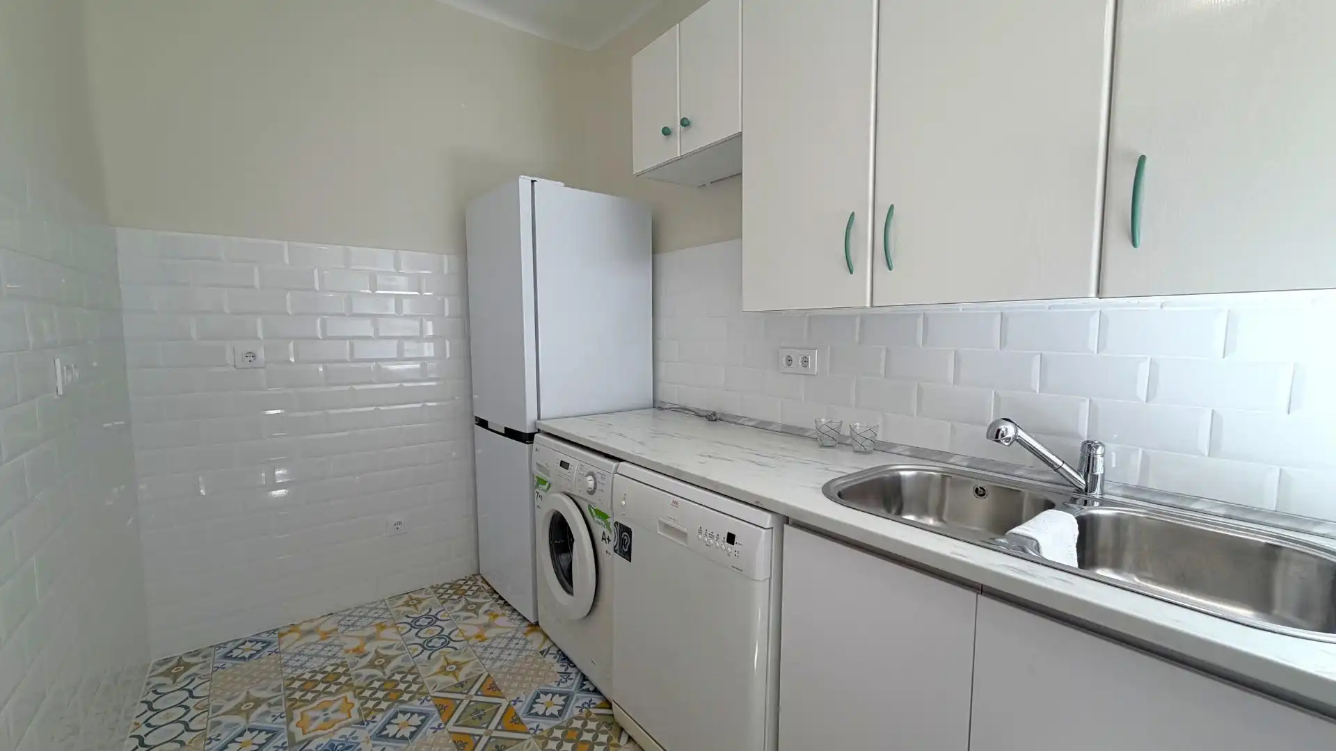 Cuina de Pis de lloguer en Madrid amb Aire condicionat, Calefacció i Parquet