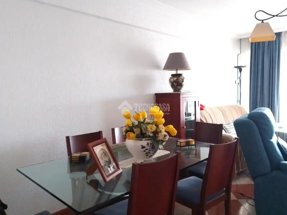 Comedor de Piso en venta en Sevilla con Aire acondicionado, Terraza y Amueblado