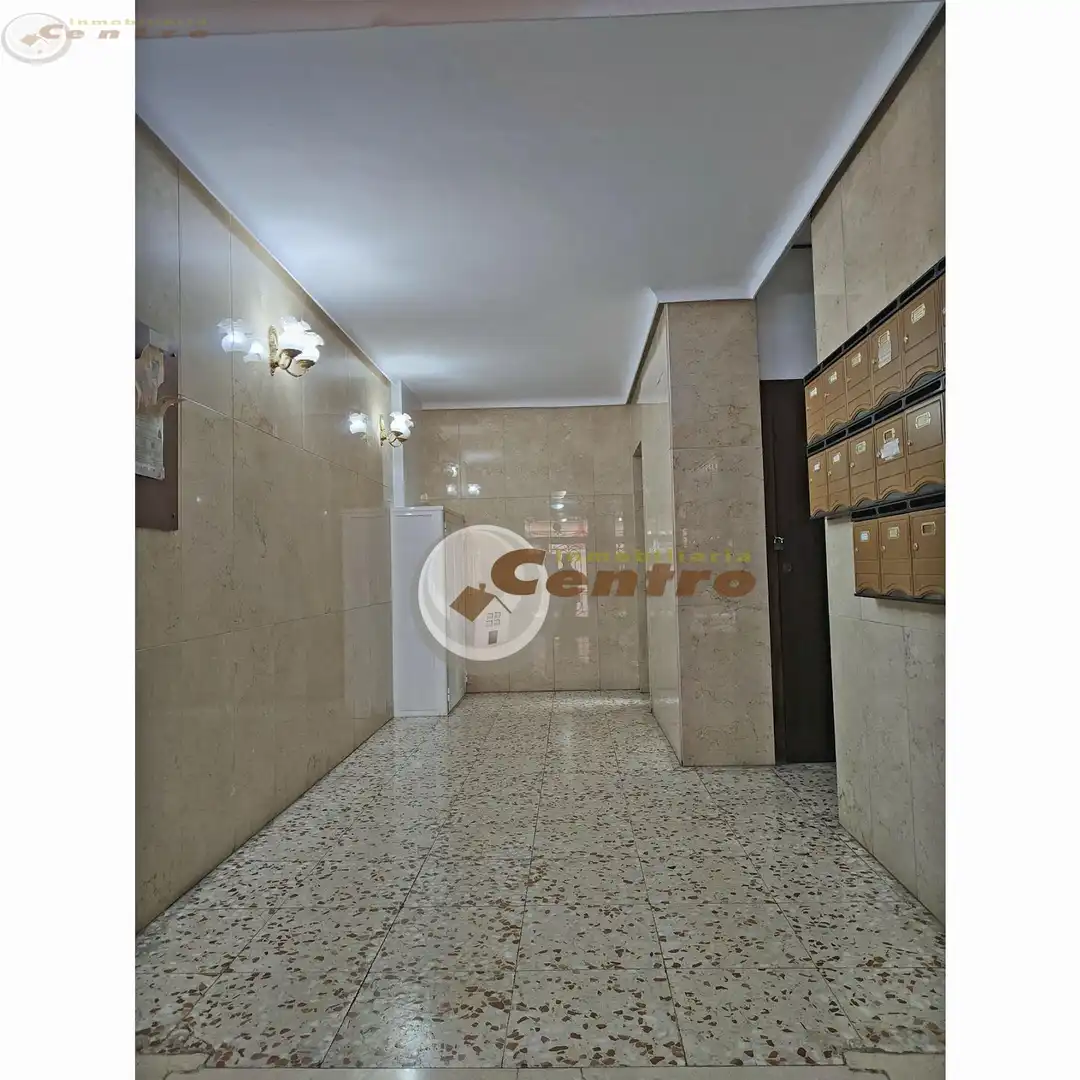 Piso en venta en Albacete con Aire acondicionado, Calefacción y Balcón
