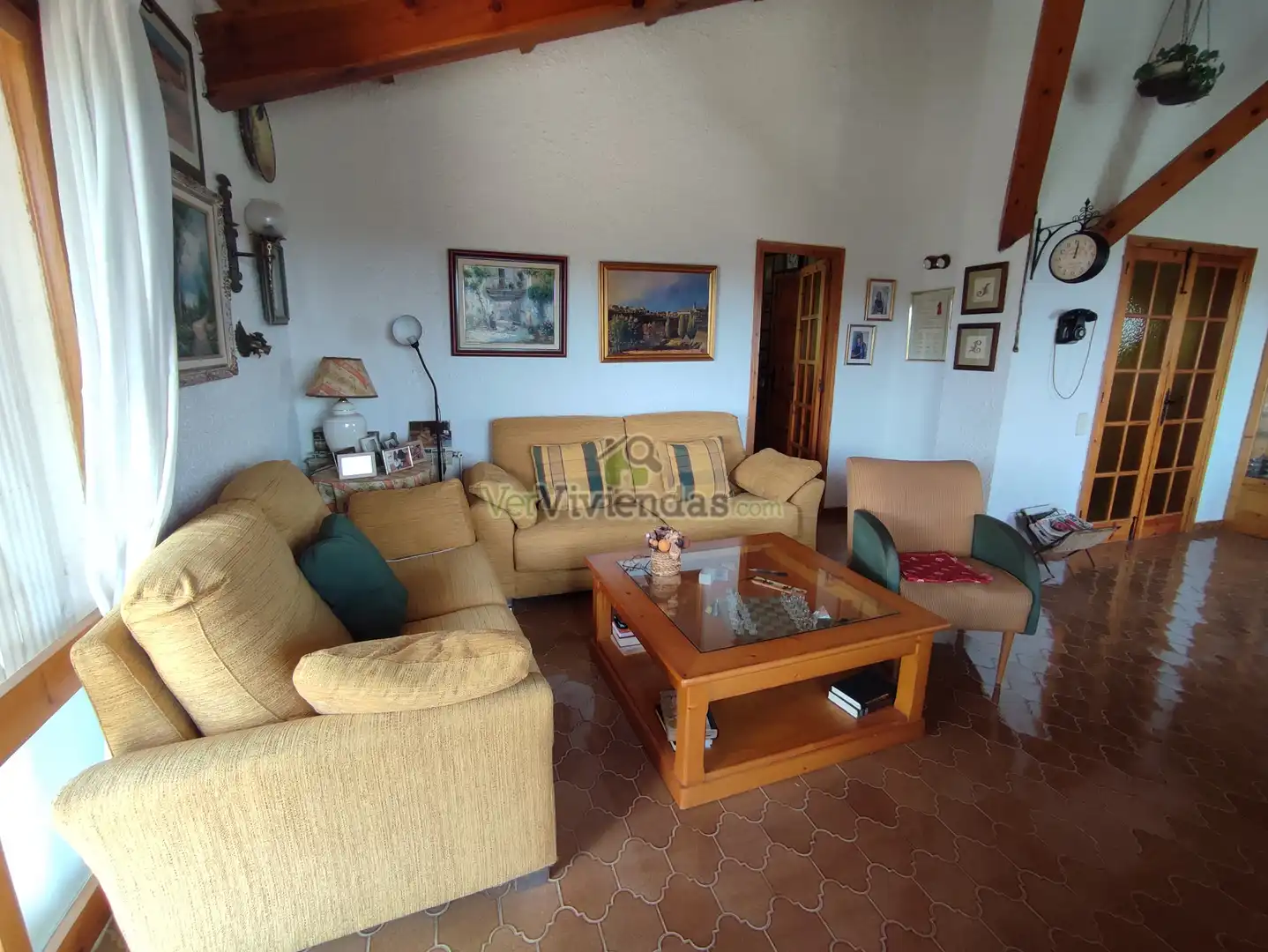 Sala de estar de Casa o chalet en venta en Vallirana con Calefacción, Jardín privado y Terraza