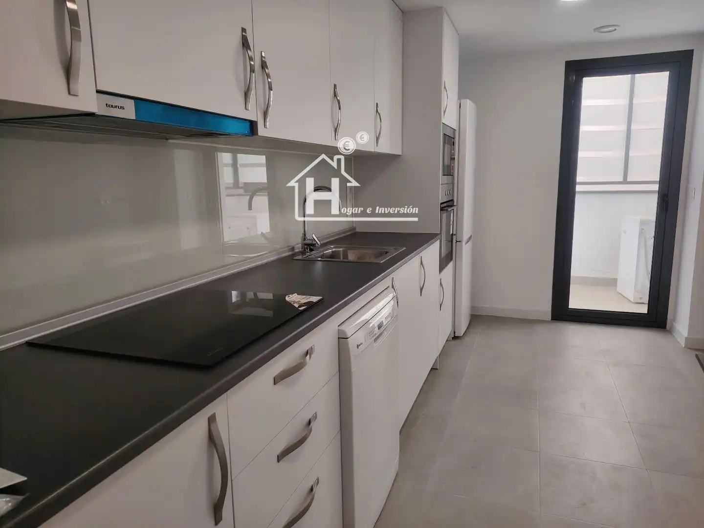 Küche von Wohnung zur Miete in Guadalajara mit Klimaanlage, Heizung und Terrasse