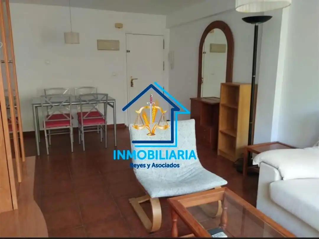 Sala d'estar de Pis en venda en Córdoba amb Aire condicionat