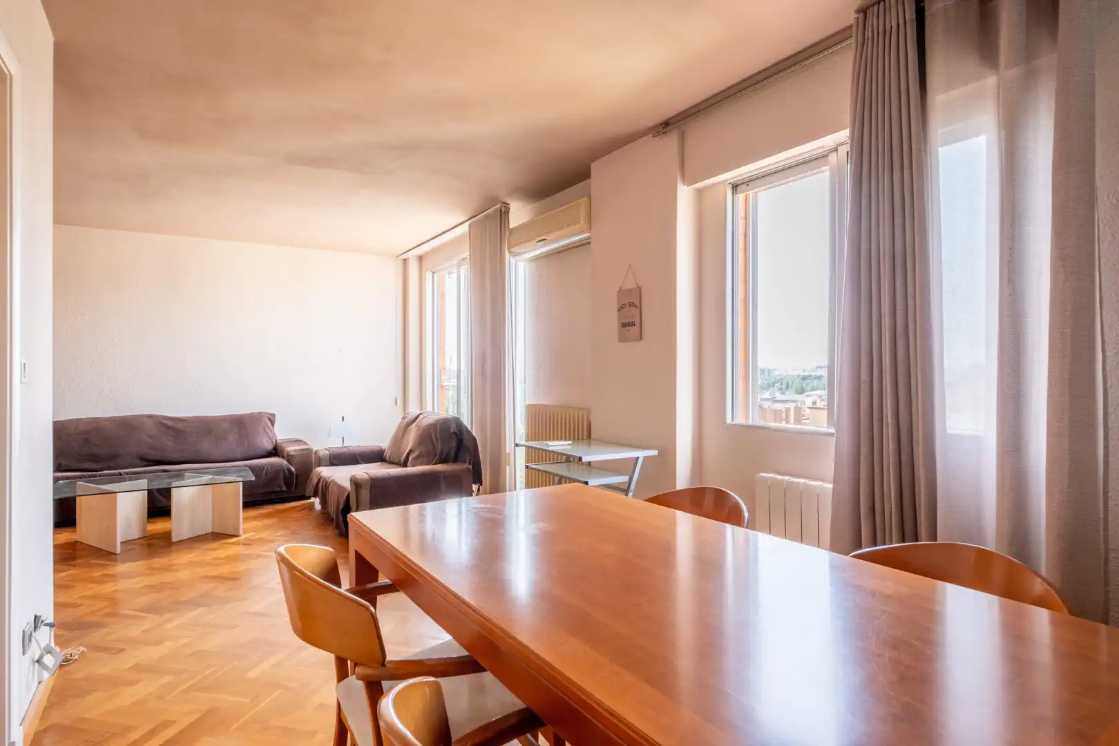 Comedor de Piso en venta en Zaragoza con Calefacción, Parquet y Terraza