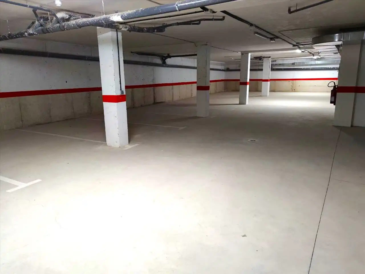 Garage for sale in DONANTES DE SANGRE, Agoncillo