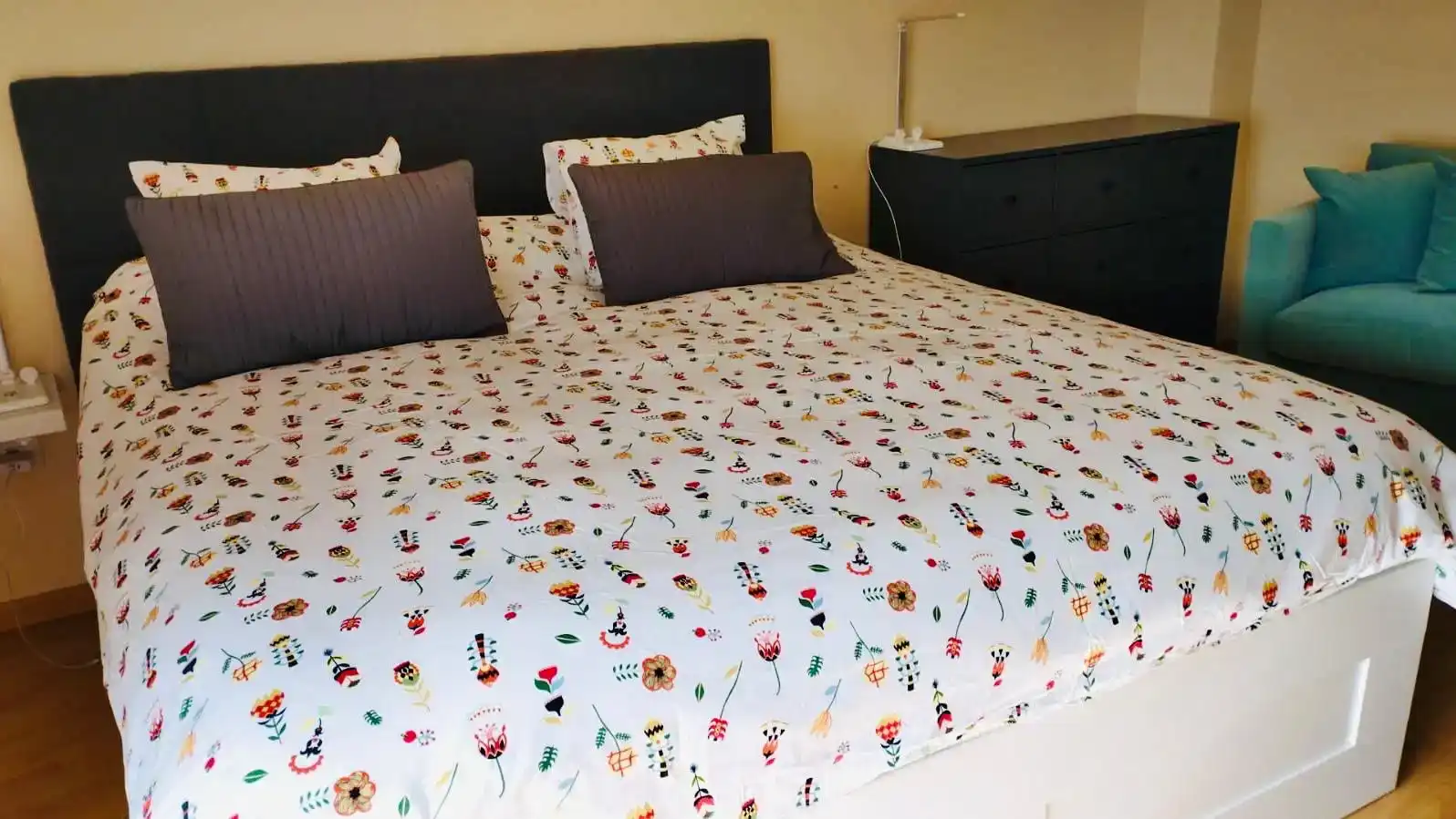 Habitación de Dúplex de alquiler en Candelaria con Jardín privado, Amueblado y Balcón