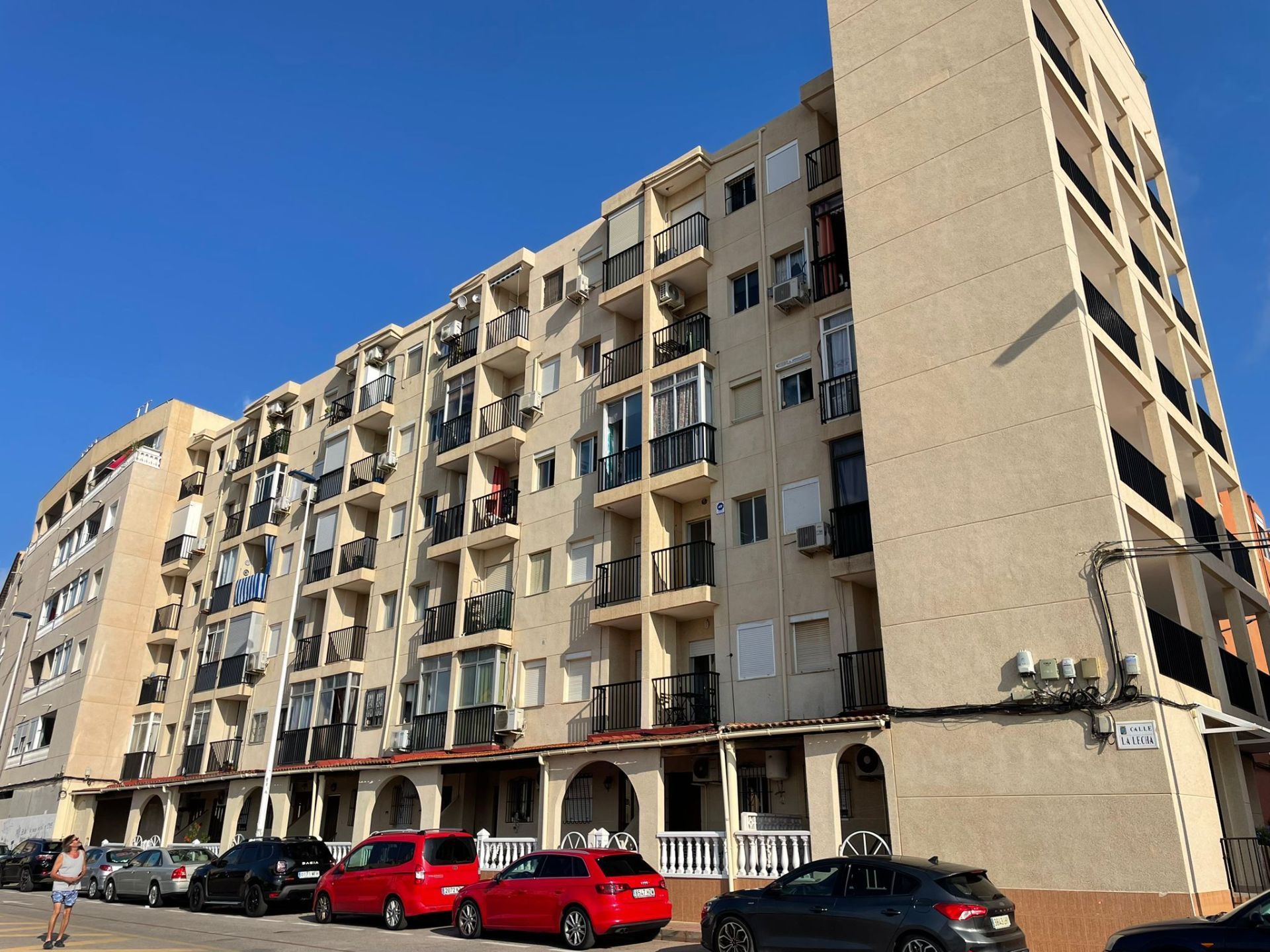 Vista exterior de Apartamento en venta en Torrevieja con Terraza