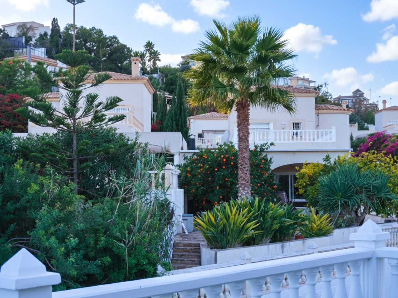 Vista exterior de Casa o chalet en venta en El Campello con Aire acondicionado, Calefacción y Jardín privado