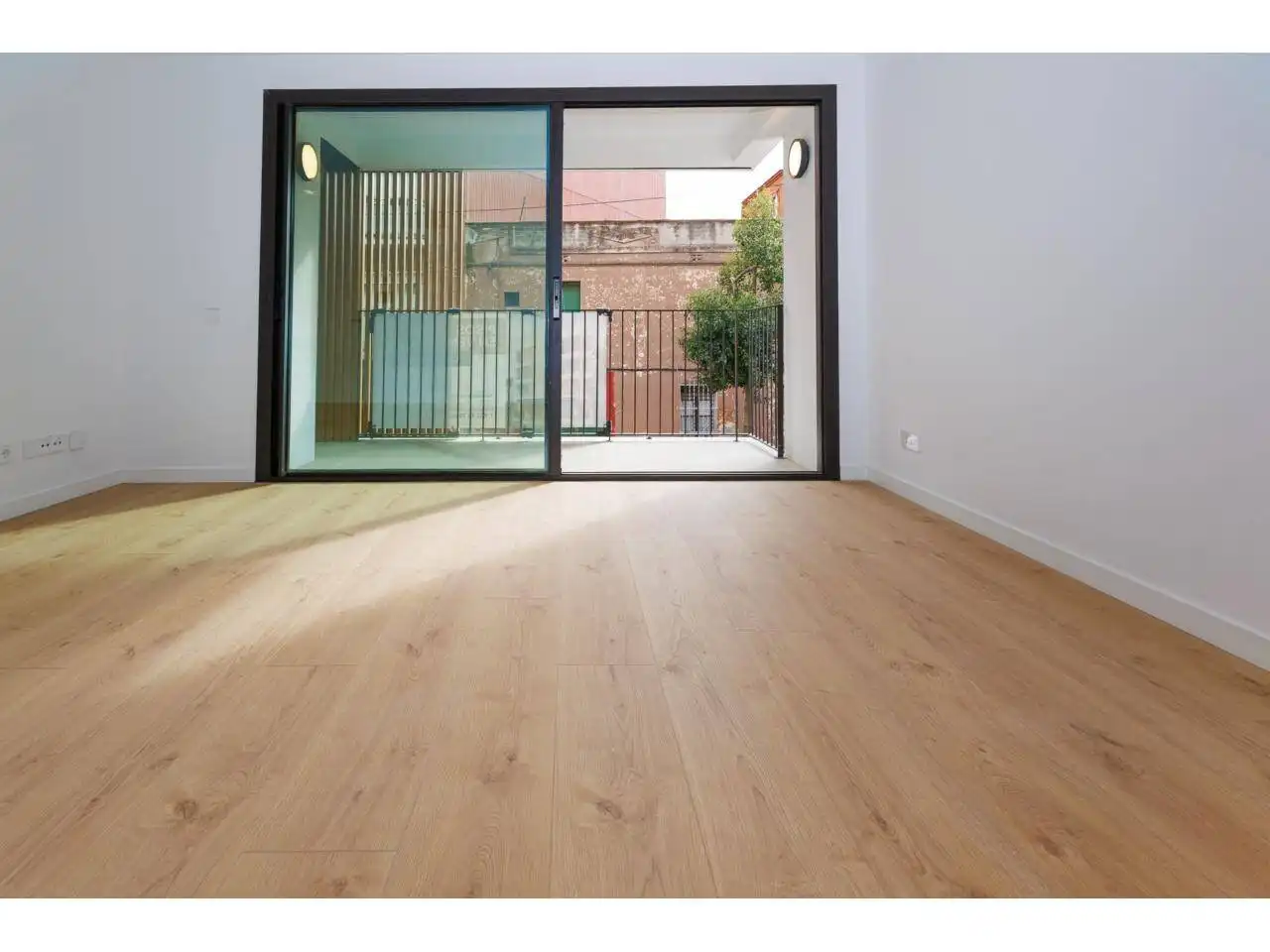 Flat with terrace for sale in Avenida Pau Casals, imagen 2