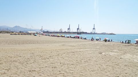 Foto 2 de Piso en venta en Parque Ayala - Jardín de la Abadía - Huelín, Málaga Capital