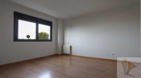 Foto 3 de Piso en venta en Cl Nicolas Fuster, Nº 13, Portal , San José - Buenos Aires, Pinto