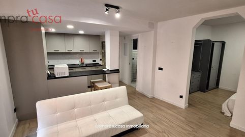 Foto 2 von Wohnungen zur Miete in Calle de Martínez Campos, 8, Plaza Mayor - San Agustín, Segovia Capital