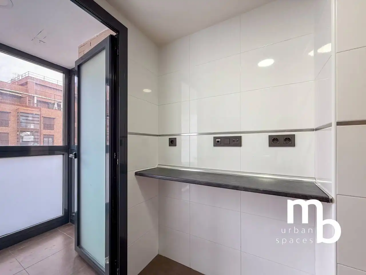 Bathroom of Flat for rent in Madrid  with Air Conditioner, Heating and Swimming Pool