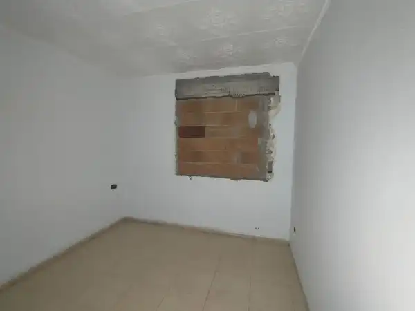 Habitación de Edificio en venta en Vidreres