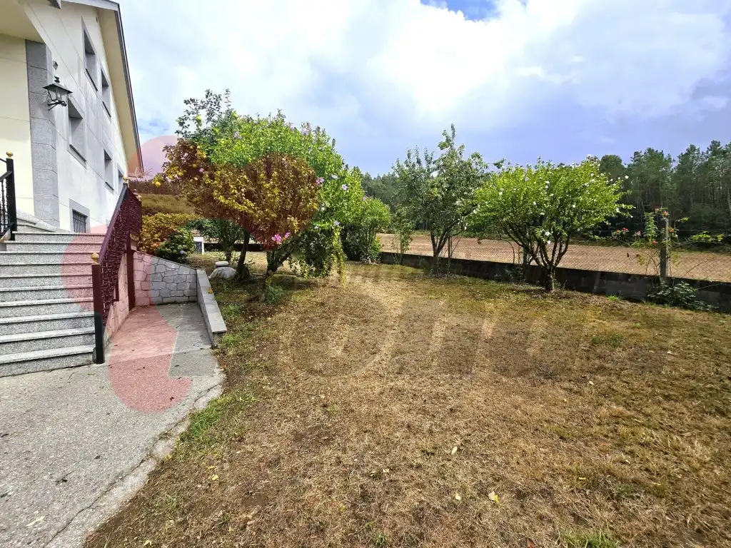 Casa o chalet en venta en O Corgo   con Amueblado